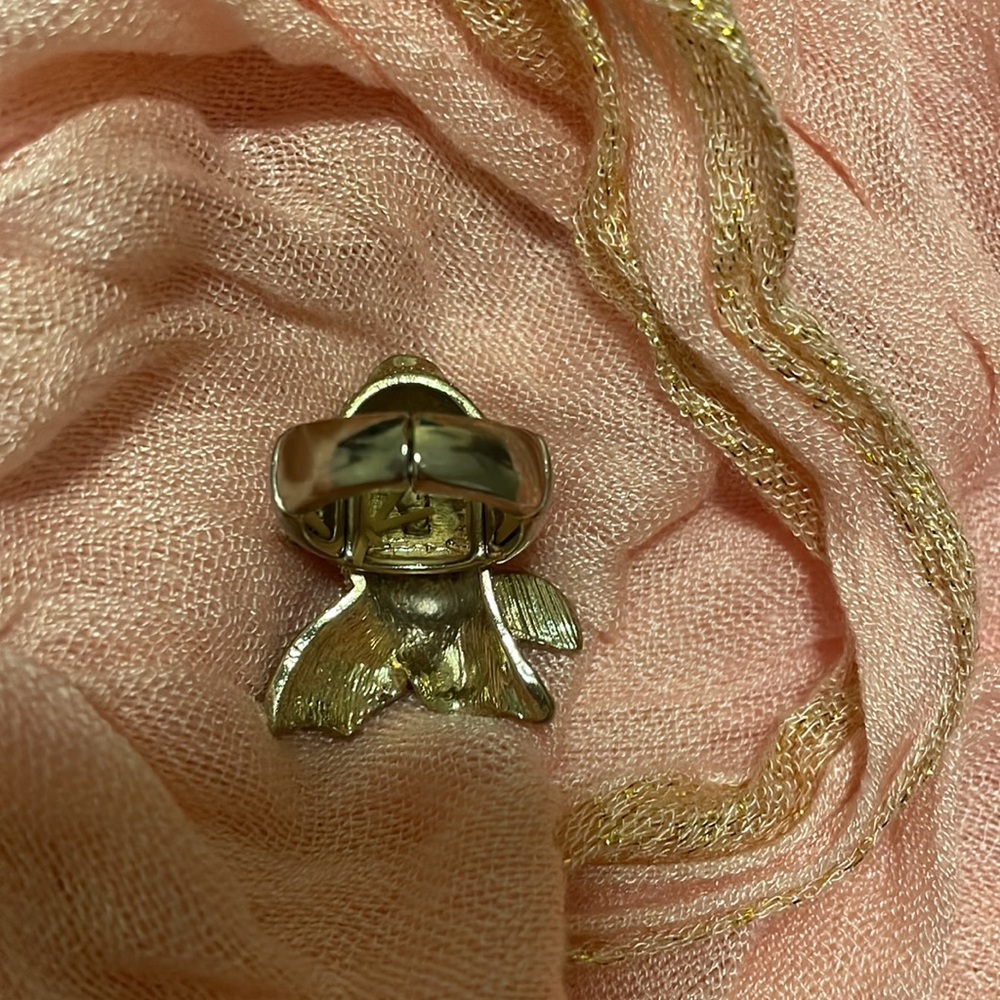 Silver and Gold Fish Rings - Picture 5 of 13